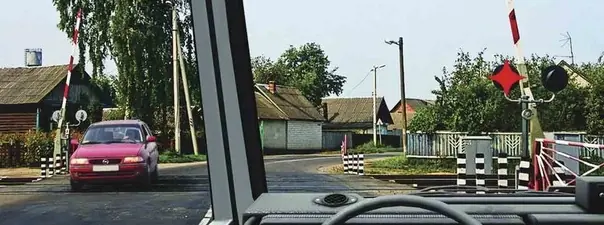 Иллюстрация к вопросу ПДД: 4